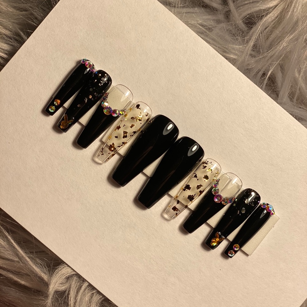 Gold & Black Playboy Press on Nails